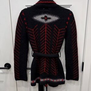 Black and Red Women's Sweater